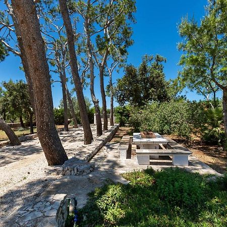 Villa Thea Charming House Carovigno Bagian luar foto