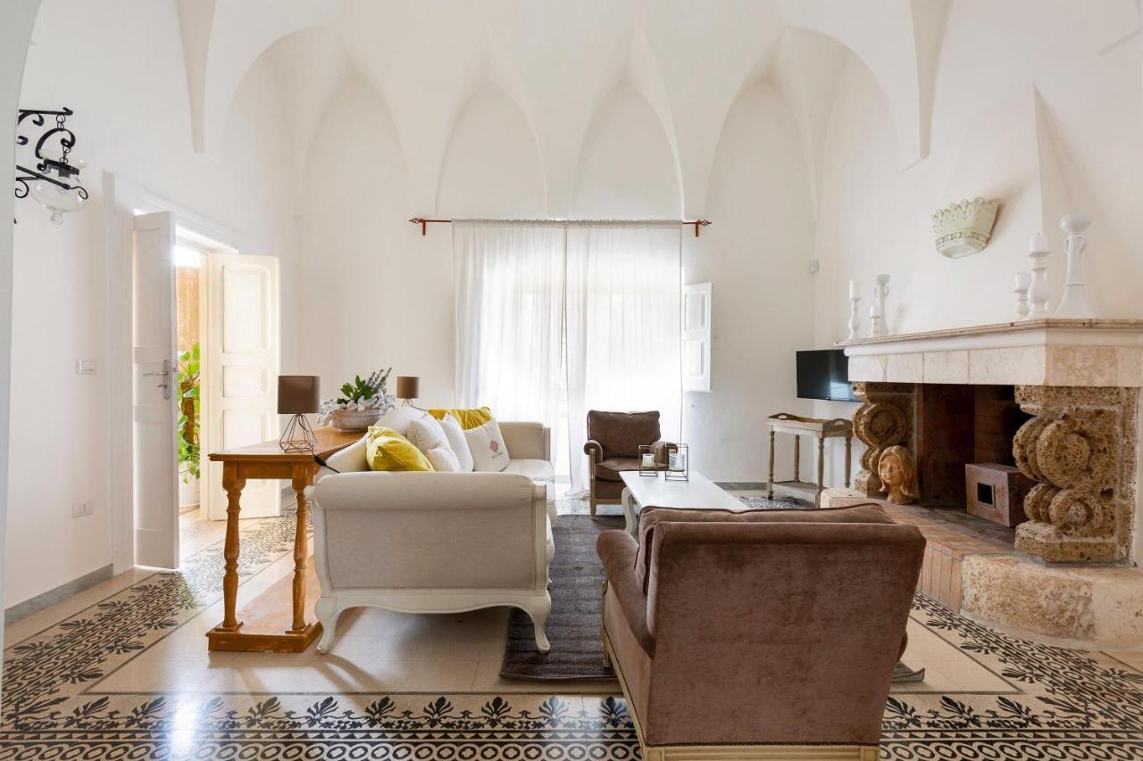 Villa Thea Charming House Carovigno Bagian luar foto